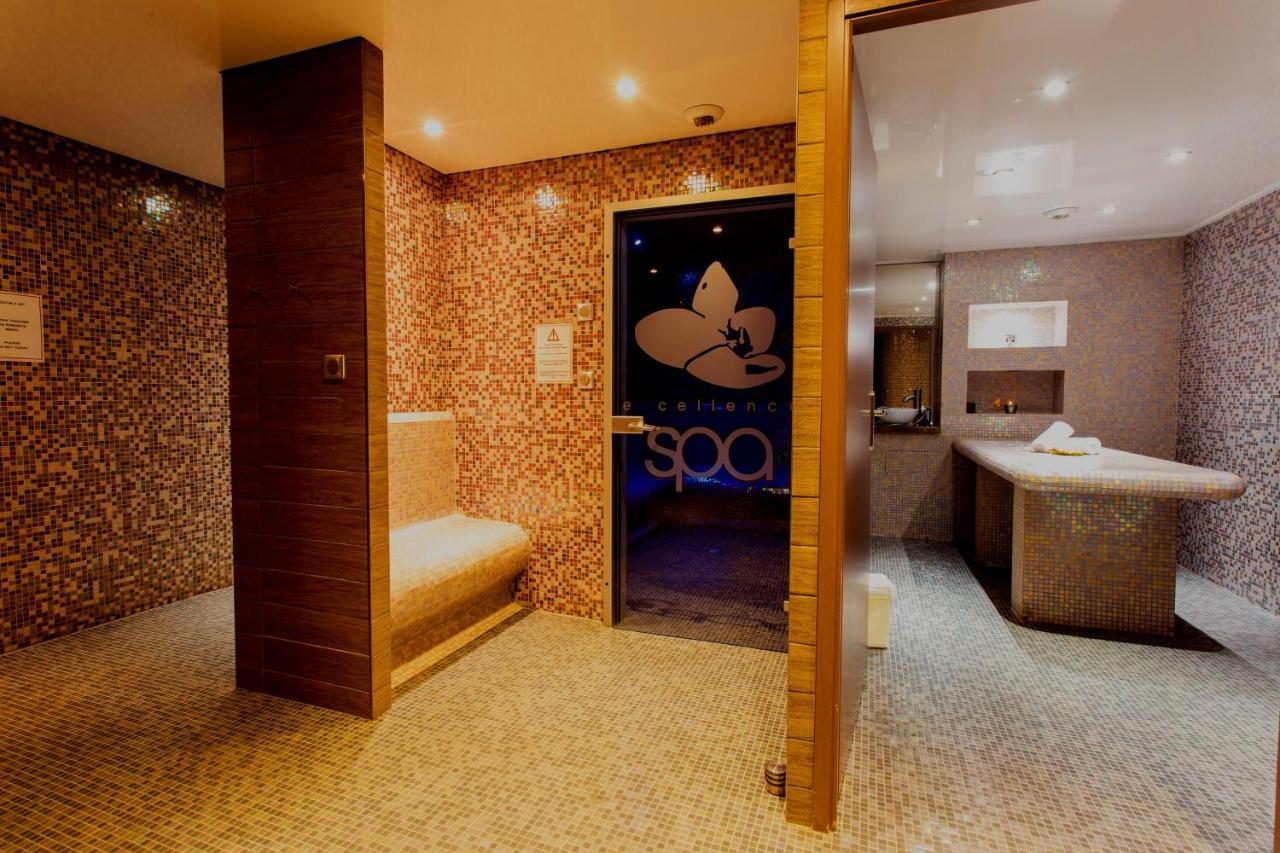 Ax Hotel Spa & Restaurant Chorges Eksteriør bilde