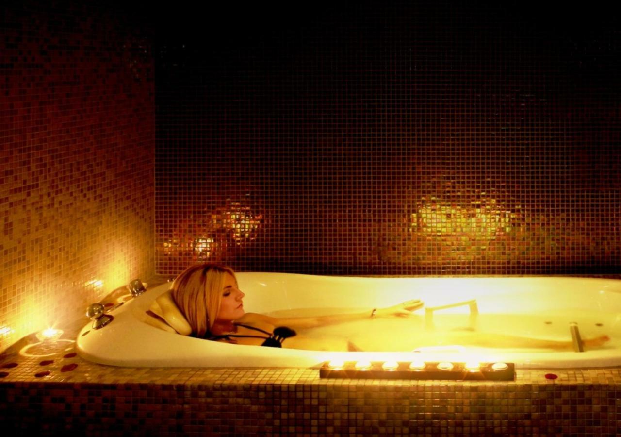 Ax Hotel Spa & Restaurant Chorges Eksteriør bilde